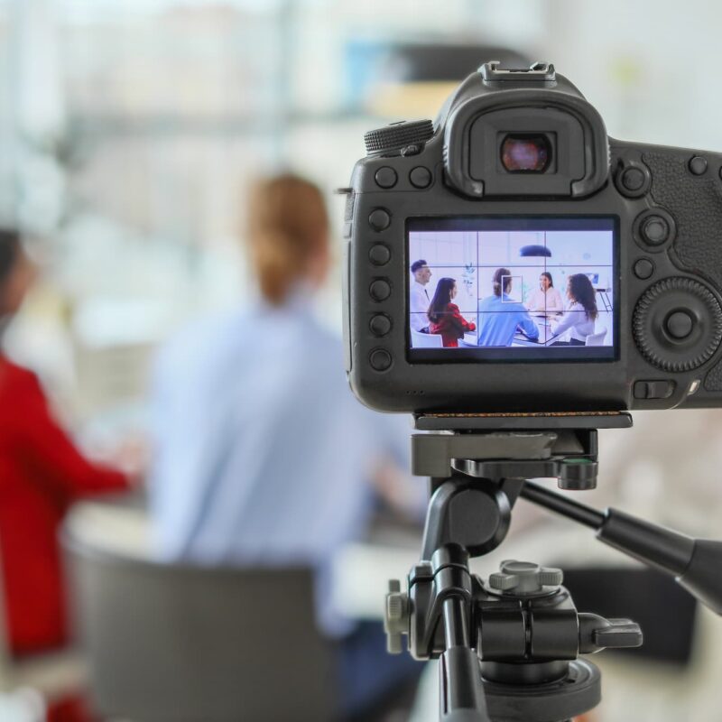 Comment r&eacute;ussir les photos de votre entreprise pour attirer plus de clients ? Sarrebourg