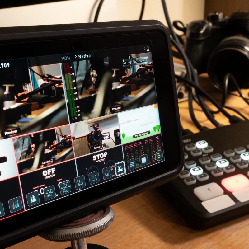 Vid&eacute;aste pour votre communication d’entreprise pr&egrave;s de Strasbourg et Haguenau : tournage et montage de la vid&eacute;o Obernai 3