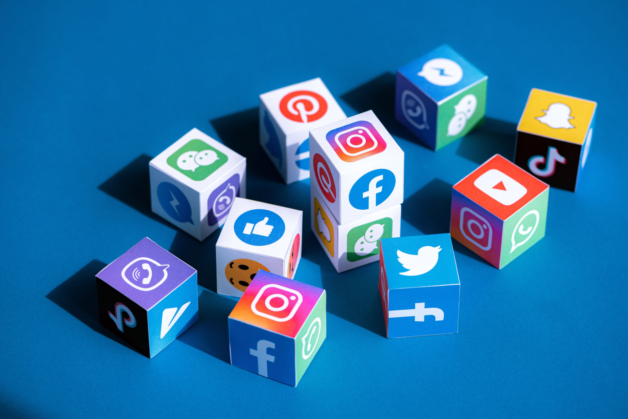 ADOBESTOCK_288465703_EDITORIAL_USE_ONLY | CGE Concept Nos services pour votre communication d’entreprise dans le Bas-Rhin Erstein